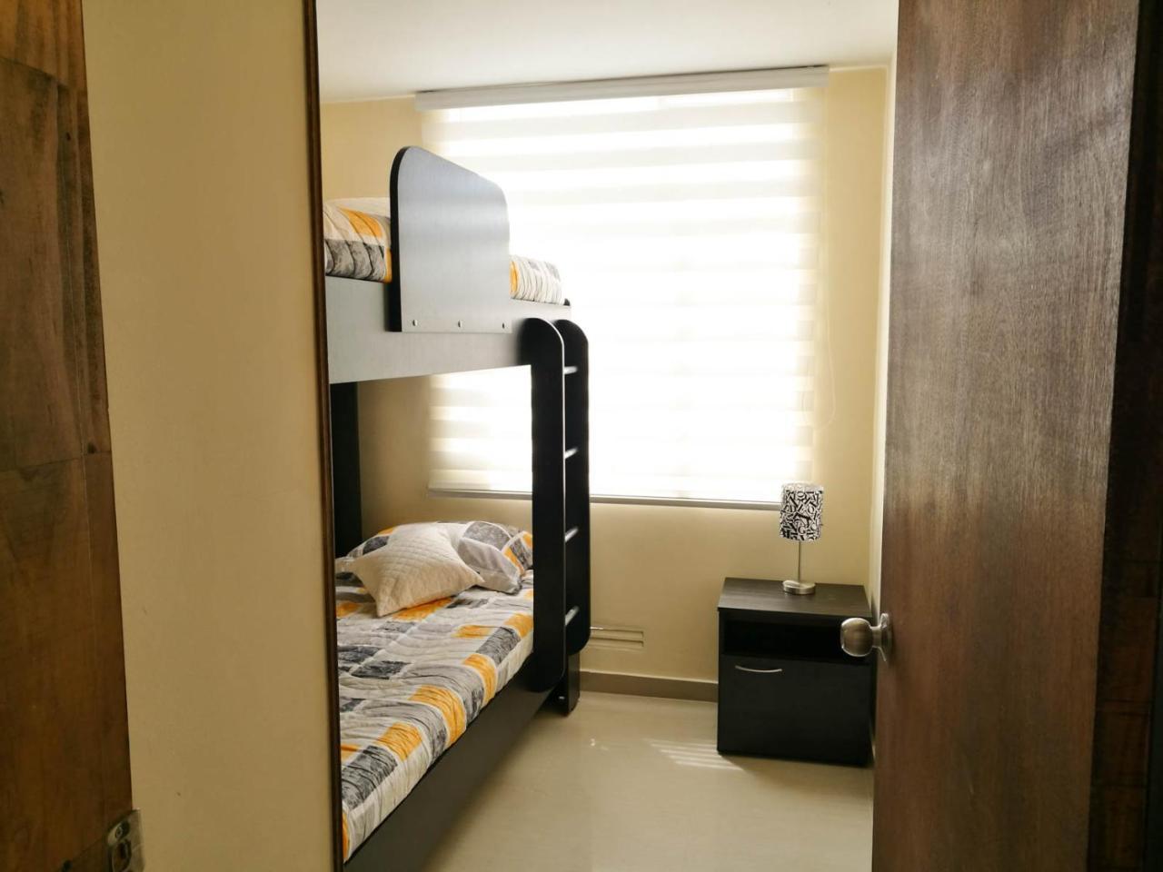Aparta Con Parqueadero Y Wifi Apartment Tocancipá
